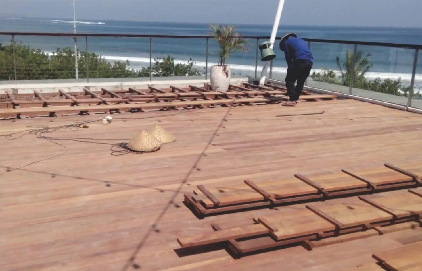 FLOORING